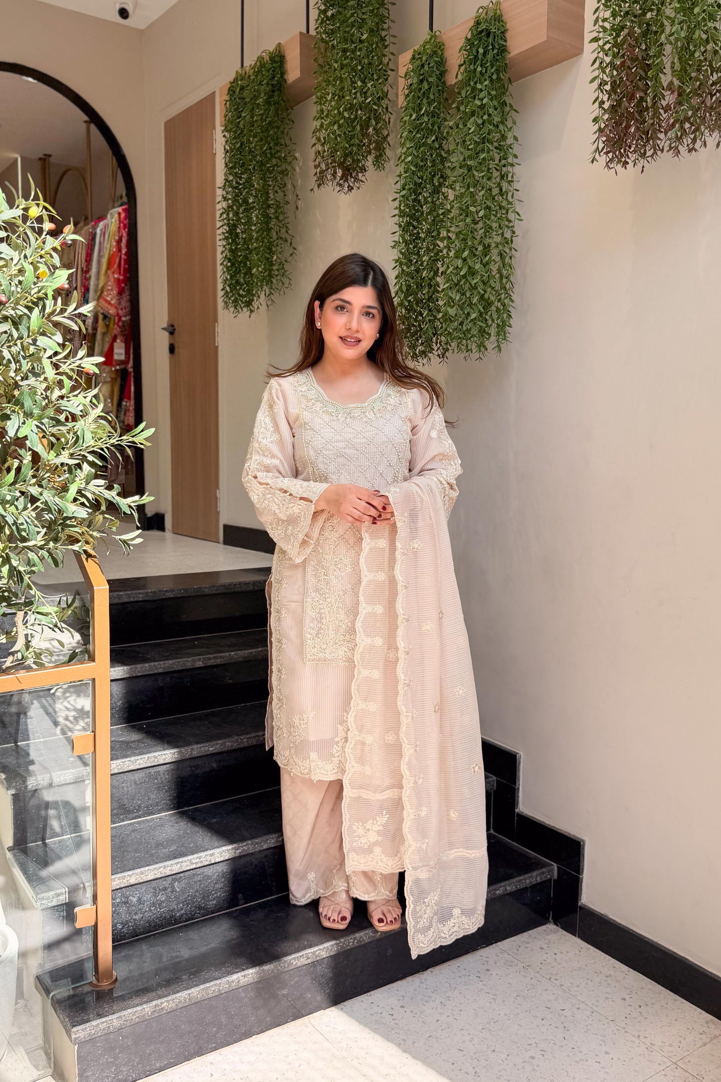 Zaakira Embroidered Pakistani Suit Set