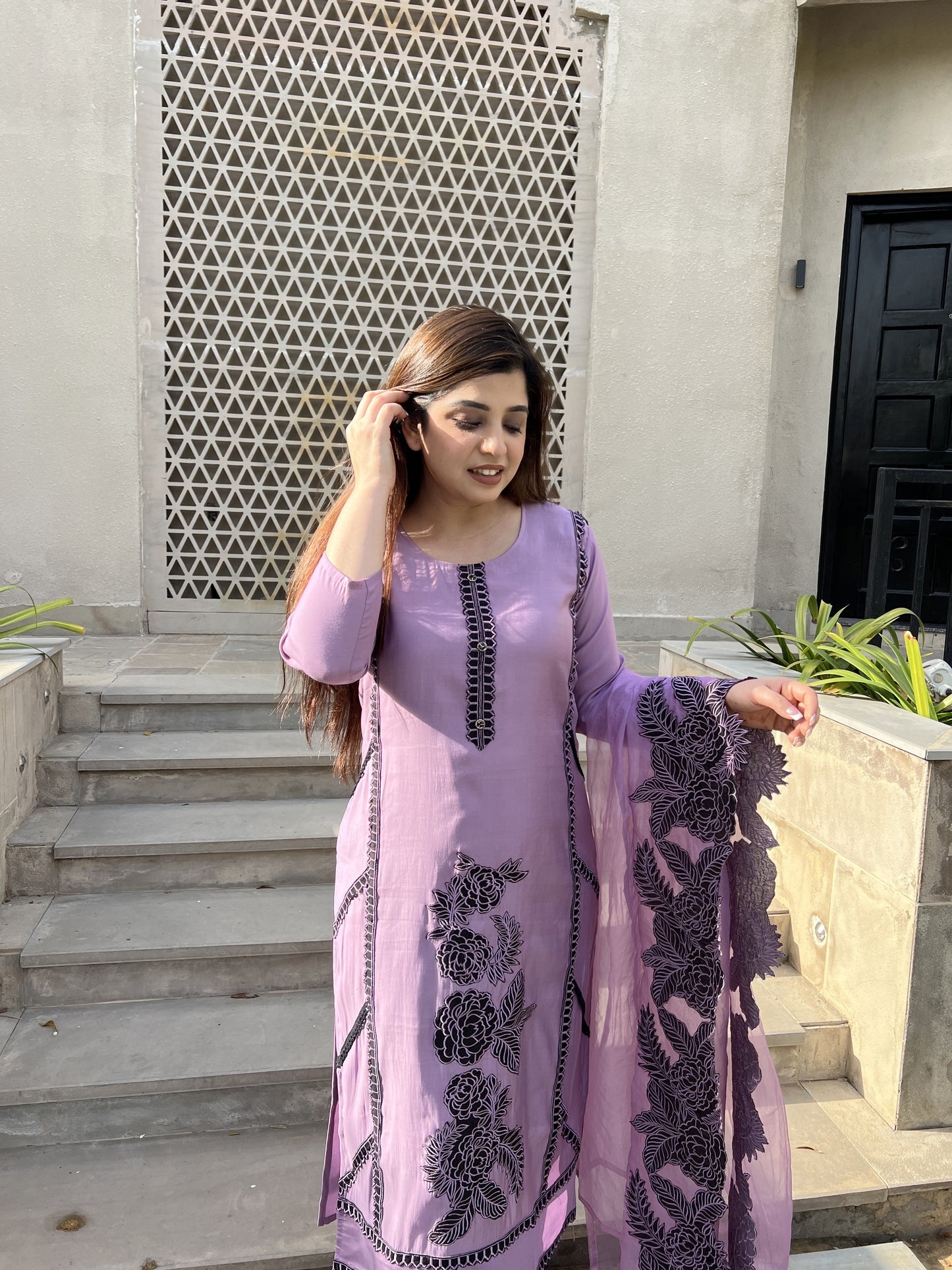 Veera Purple Silk Suit Set With Thread detailing