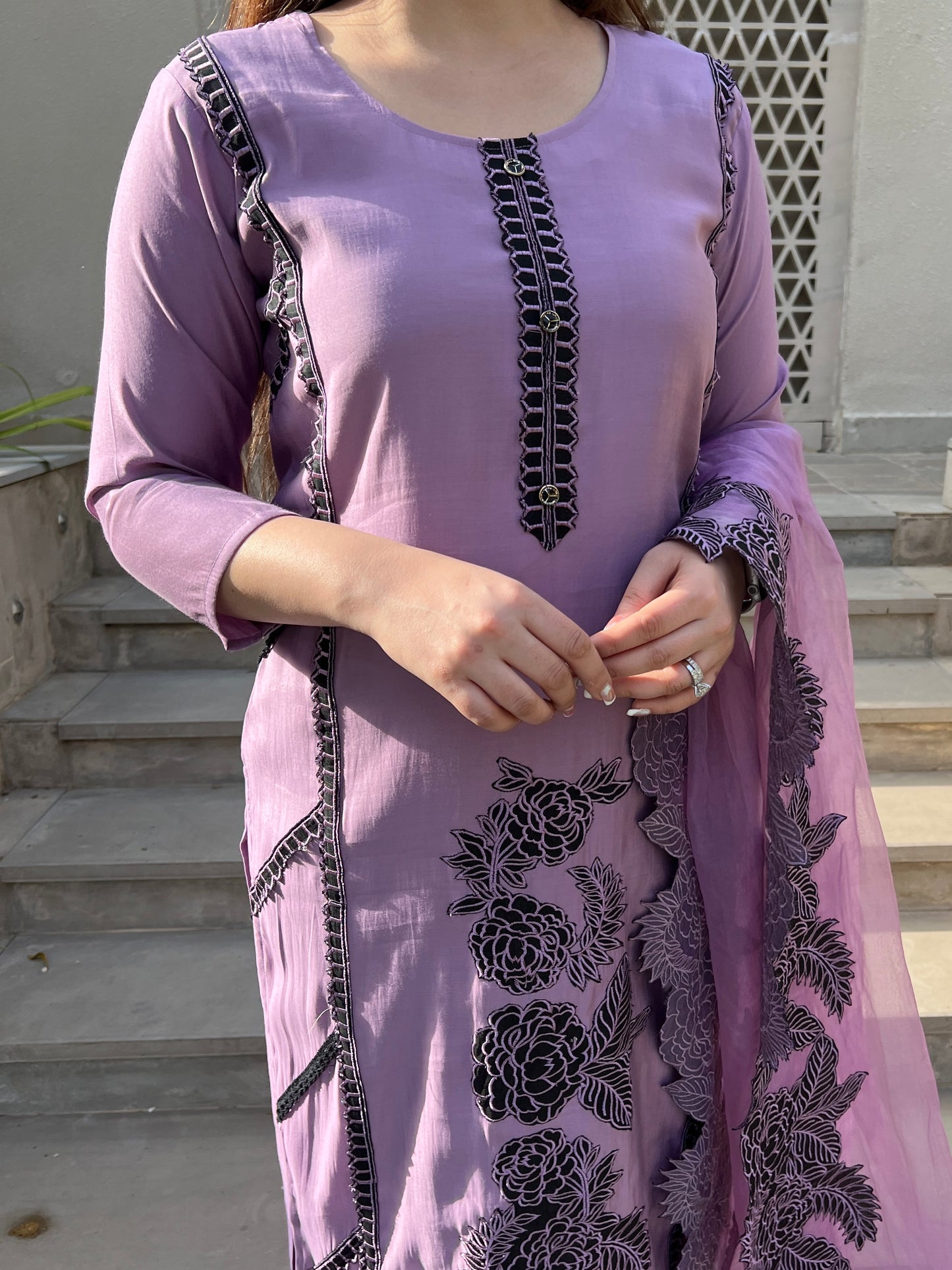 Veera Purple Silk Suit Set With Thread detailing