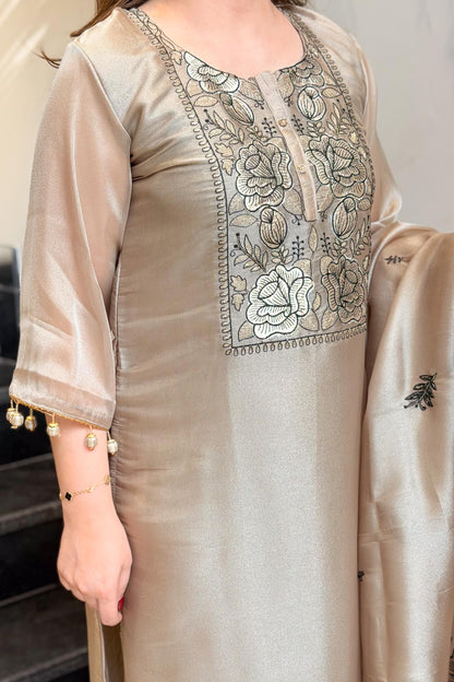 Sunehri Floral Embroidered Suit Set