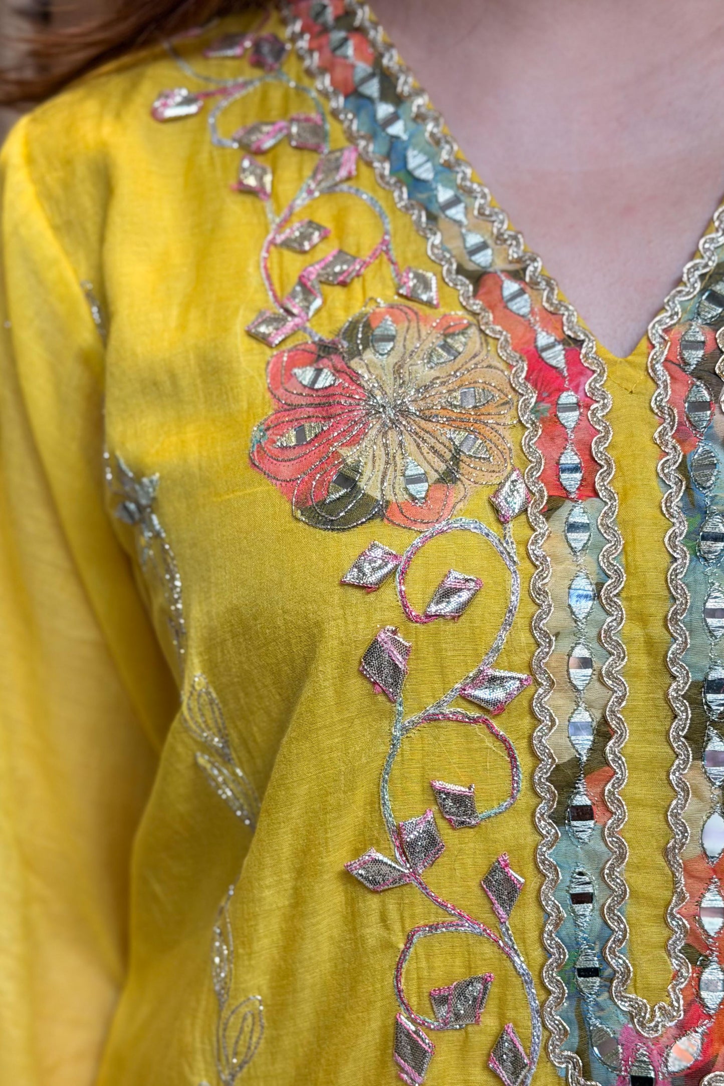 Aarvisha Gotta And Mirror Detailing Suit Set