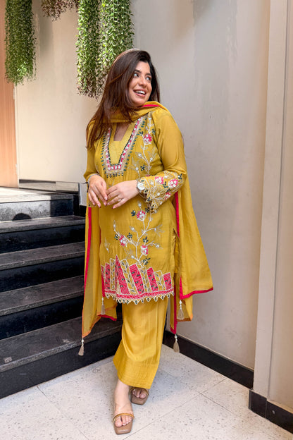 Virika Thread Embroidered Suit Set