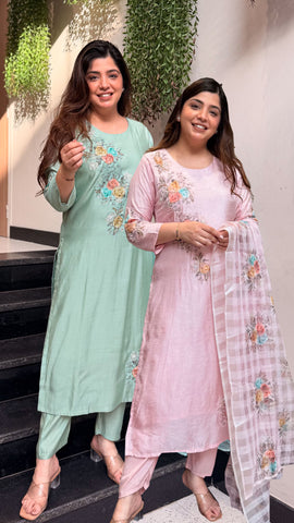 Vafa Floral Embroidered Suit Set