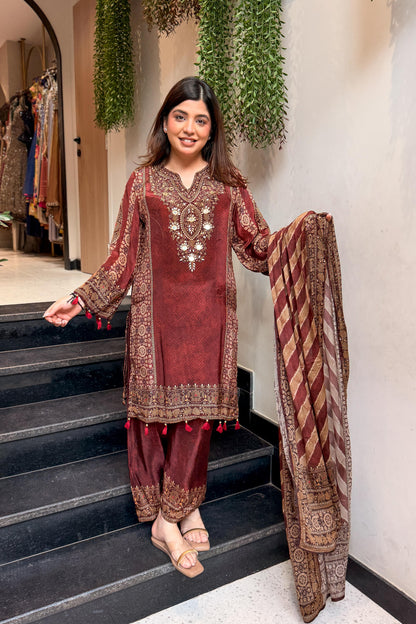 Kisha Printed & Embroidered Suit Set