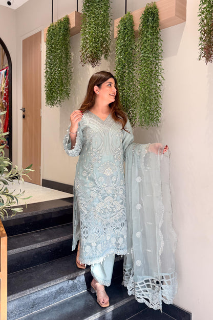 Noorain Embroidered Pakistani Suit Set