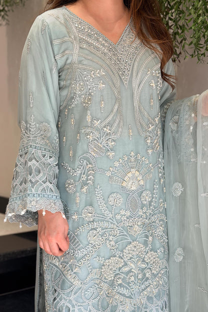Noorain Embroidered Pakistani Suit Set