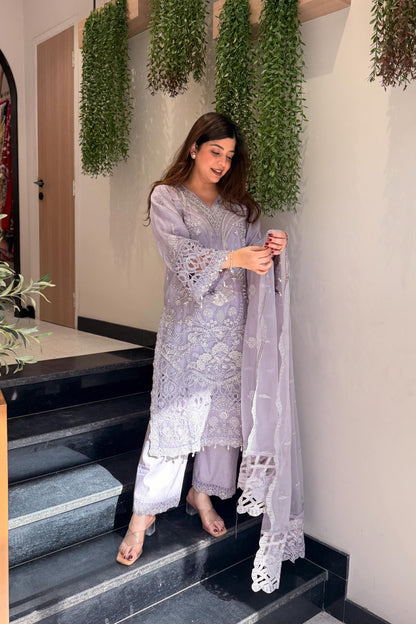 Noorain Embroidered Pakistani Suit Set