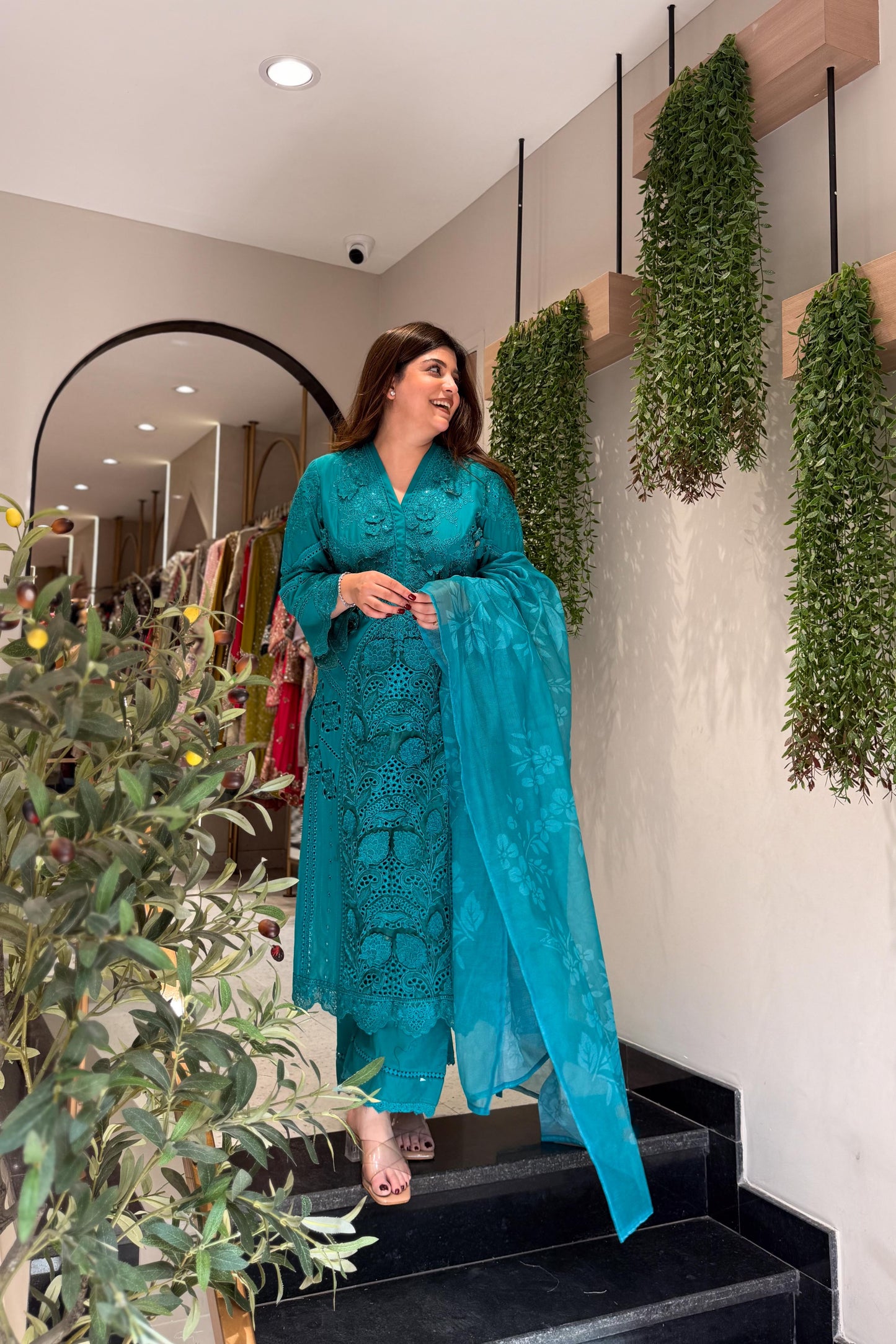 Zarmeen Embroidered Pakistani Suit Set