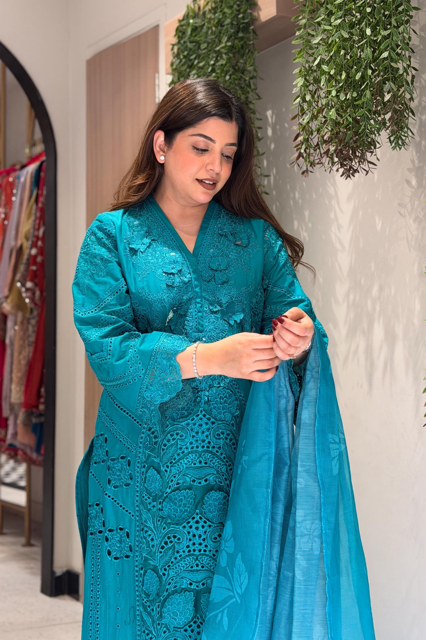 Zarmeen Embroidered Pakistani Suit Set