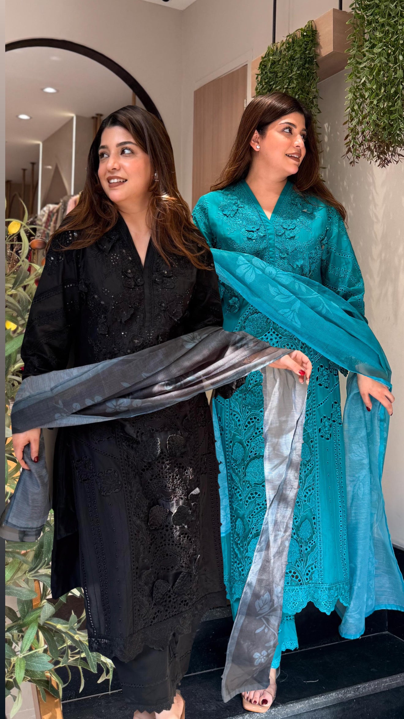 Zarmeen Embroidered Pakistani Suit Set