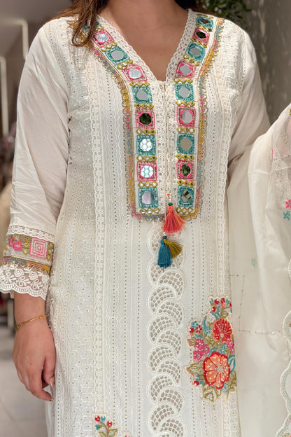 Aarvika Floral Embroidered Suit Set