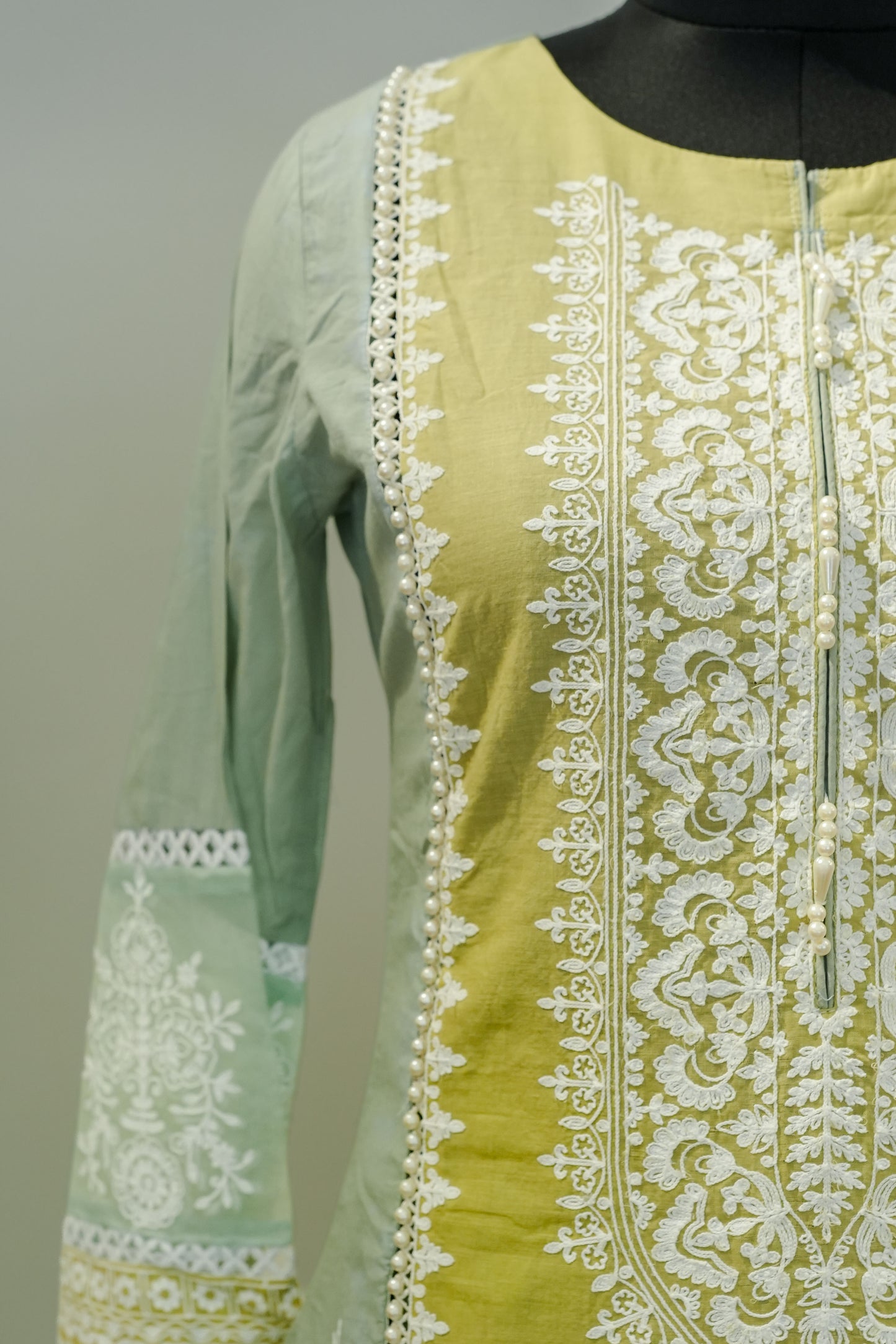 Riza Embroidered Pakistani Suit Set