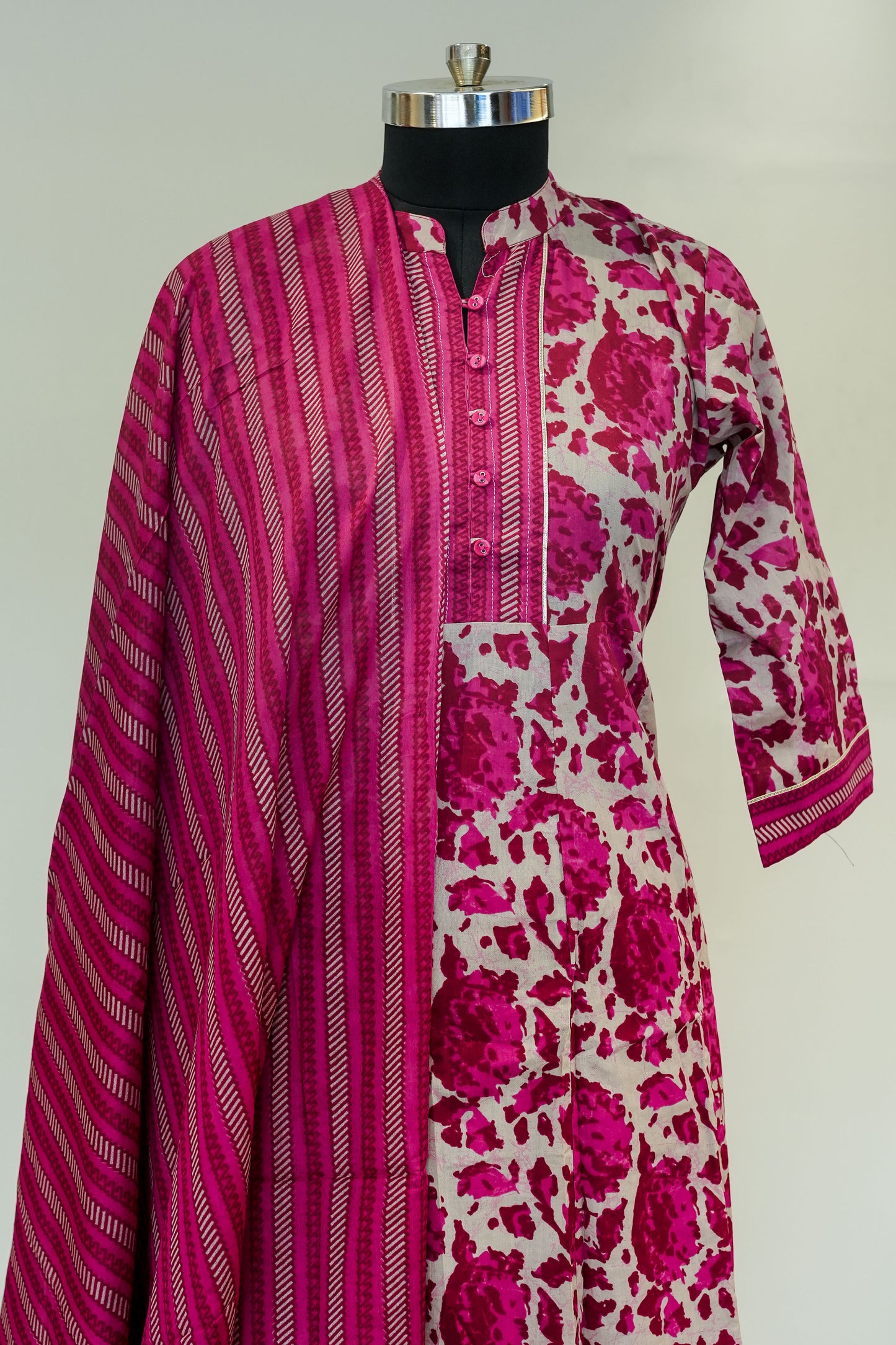 Sneha Floral Printed Suit Set