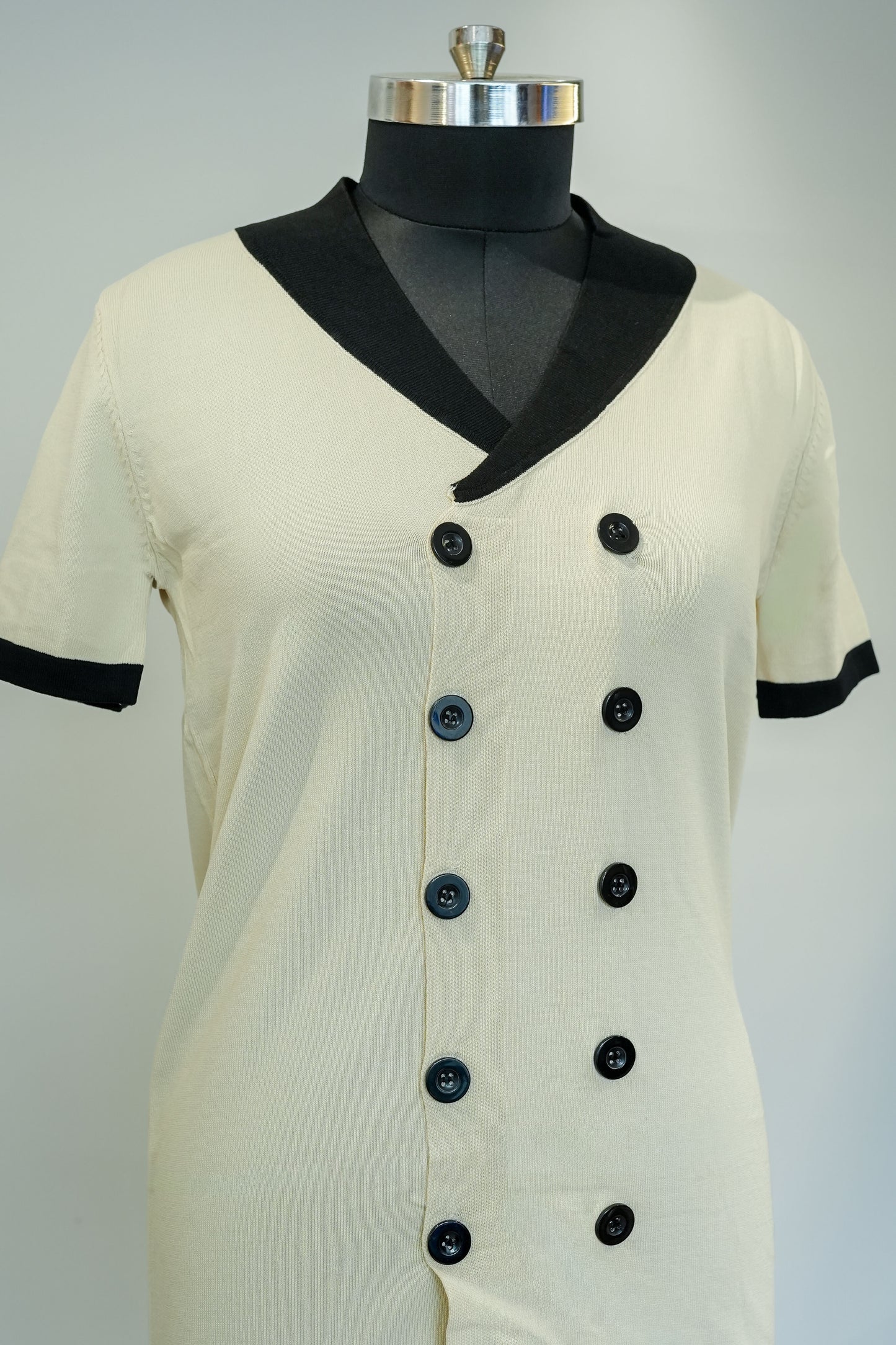 Collared Double Buttoned Knit Top