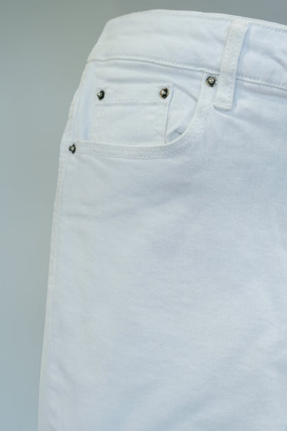 White Relaxed Fit Jeans