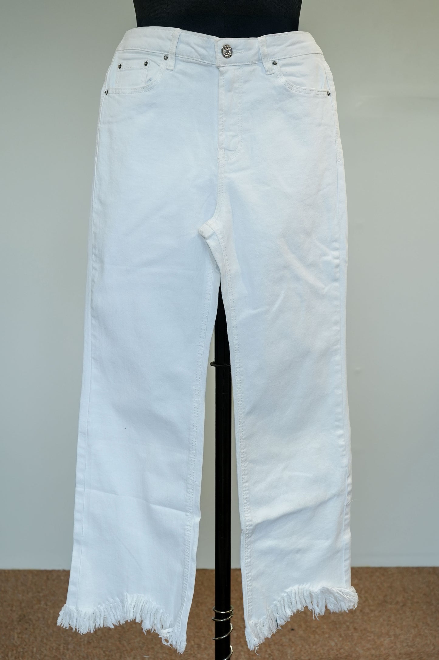 White Relaxed Fit Jeans