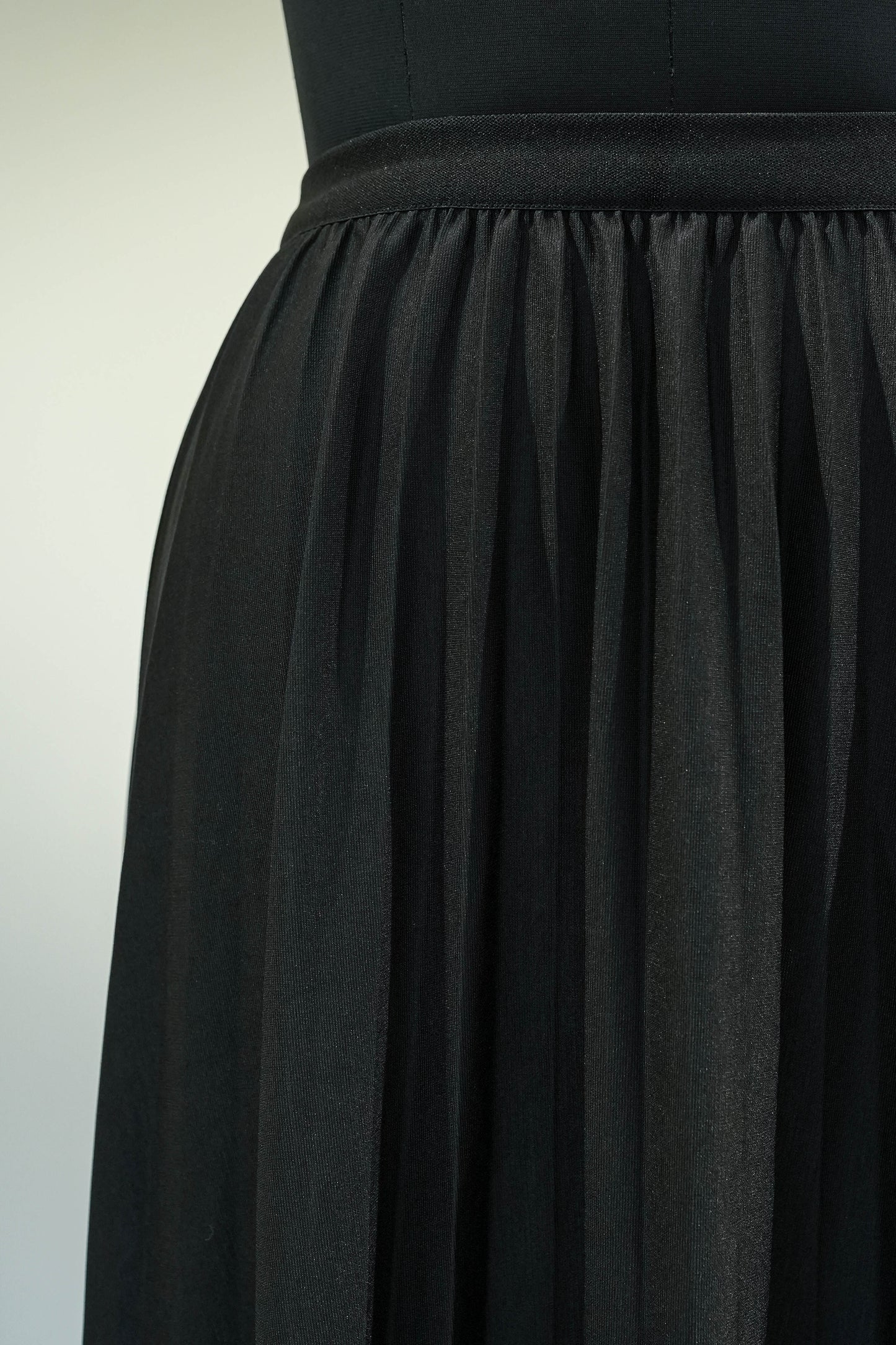 Black Pleated Long Skirt