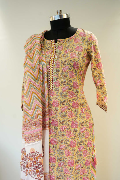 Piya Printed Suit Set