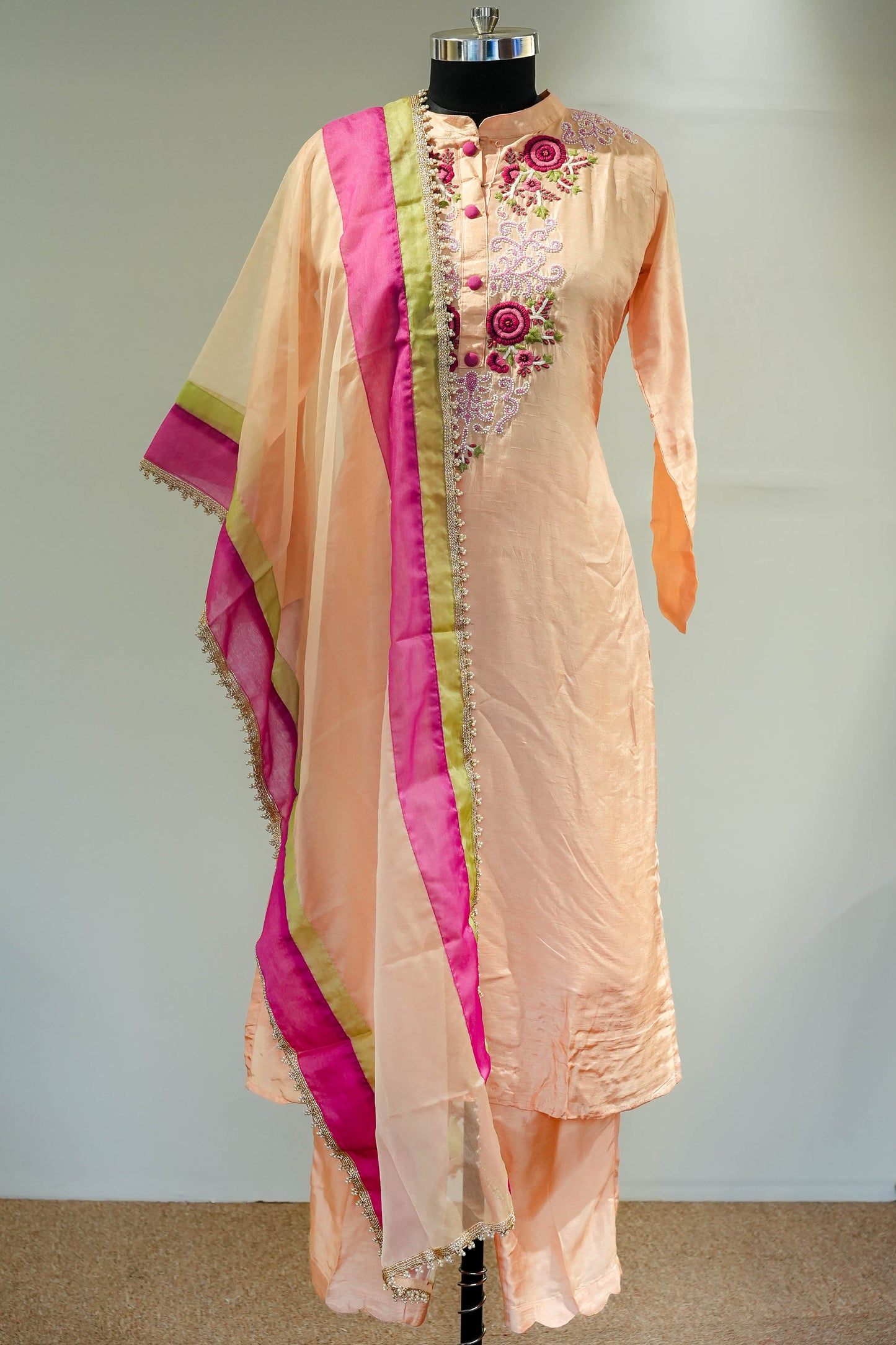 Niti Embroidered Suit Set