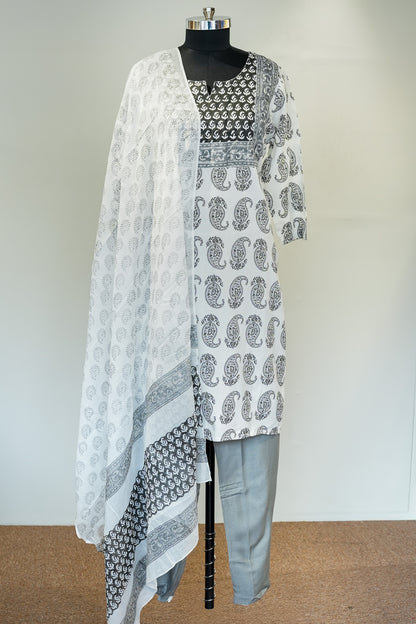 Revka Printed Suit Set