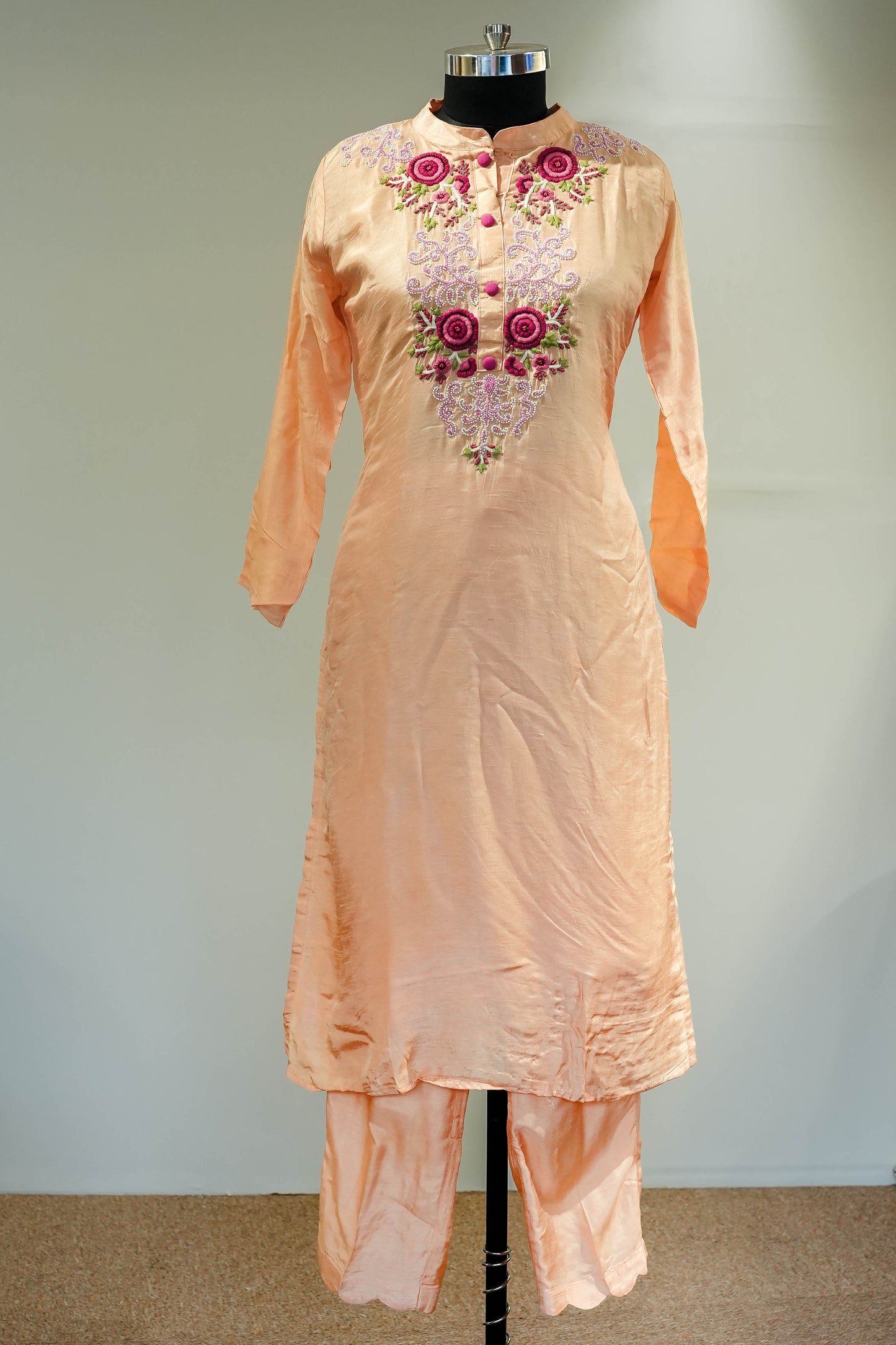 Niti Embroidered Suit Set