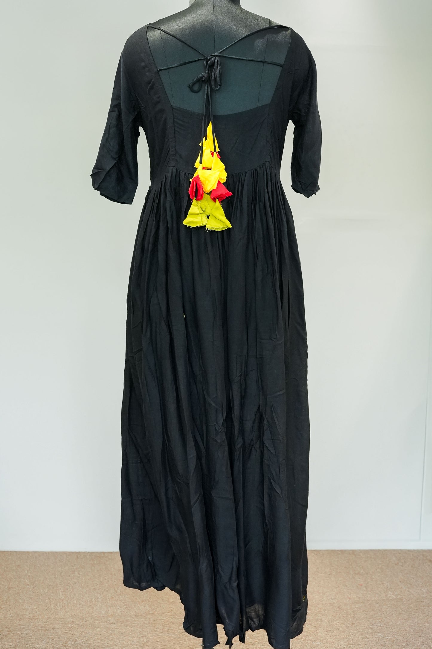 Sunira Embroidered Maxi Kurta