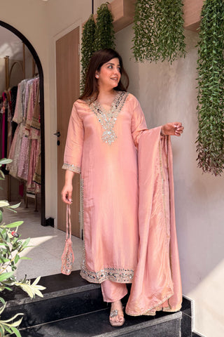 Avnika Mirror Work Suit Set with Potli