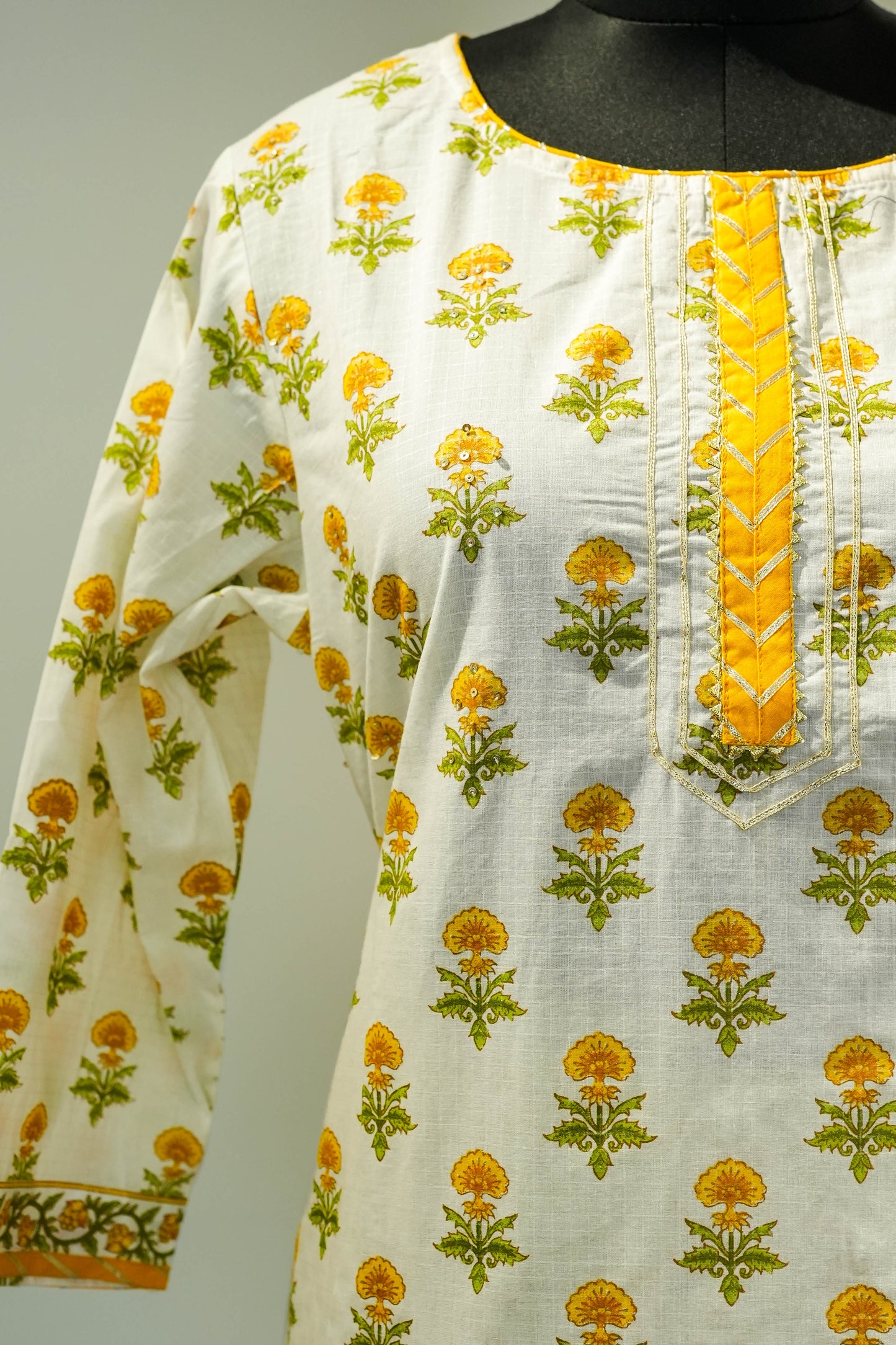 Kenya Floral Printed Suit Set