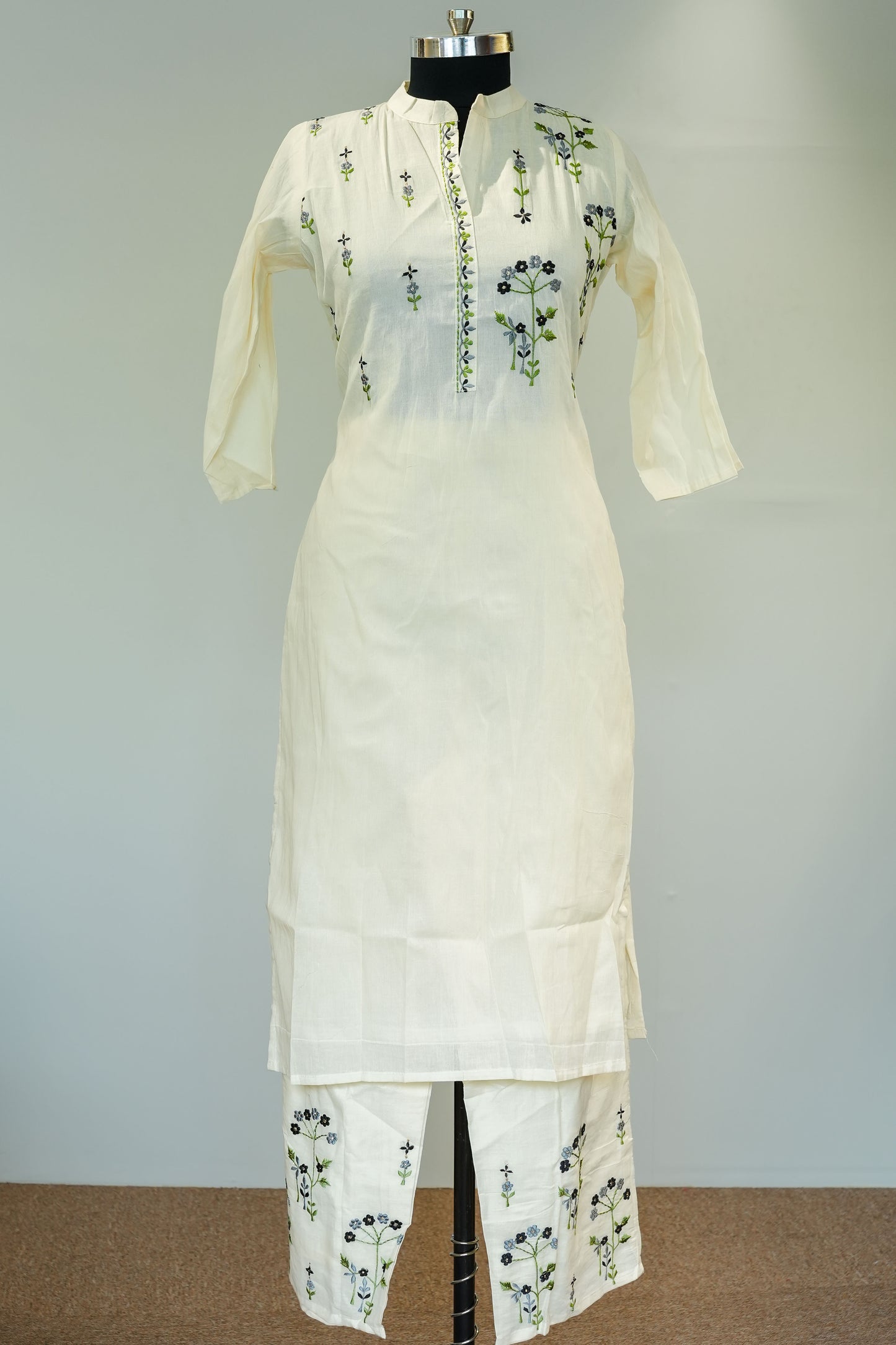Shirvi Floral Embroidered Suit Set