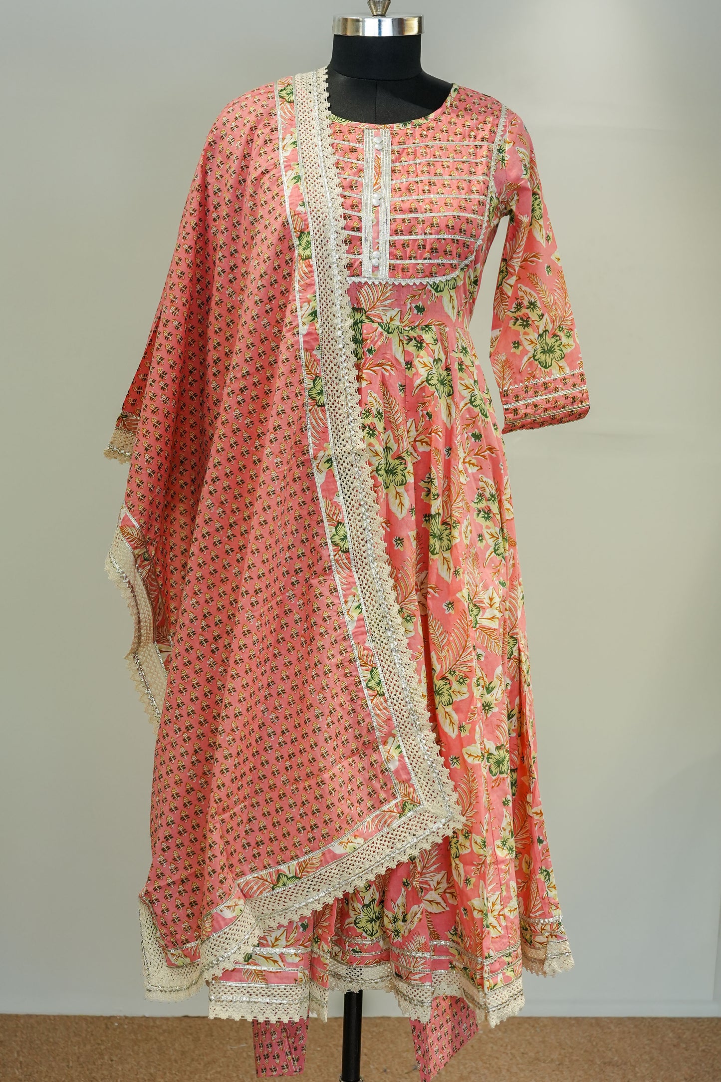 Payal Floral Printed Suit Set
