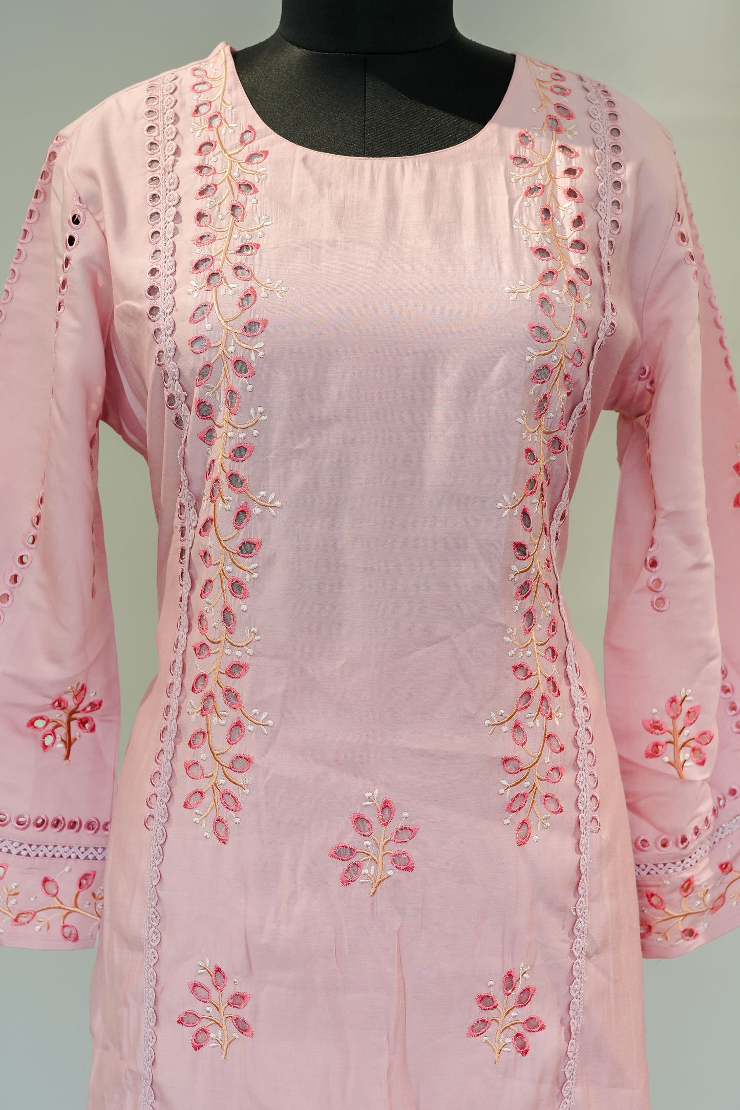 Zivra Embroidered Pakistani Suit Set