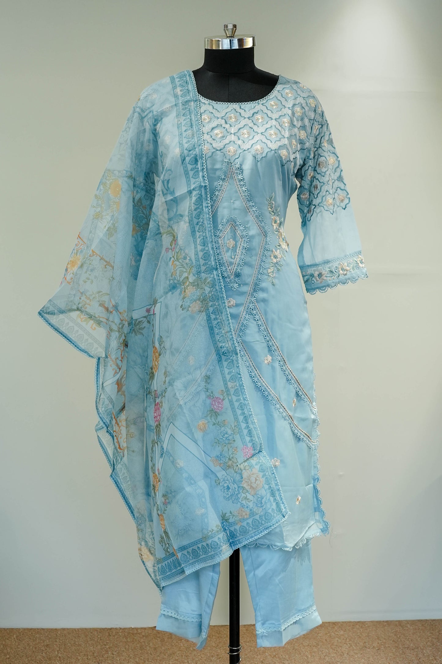 Gauri Pakistani Embroidered Suit Set