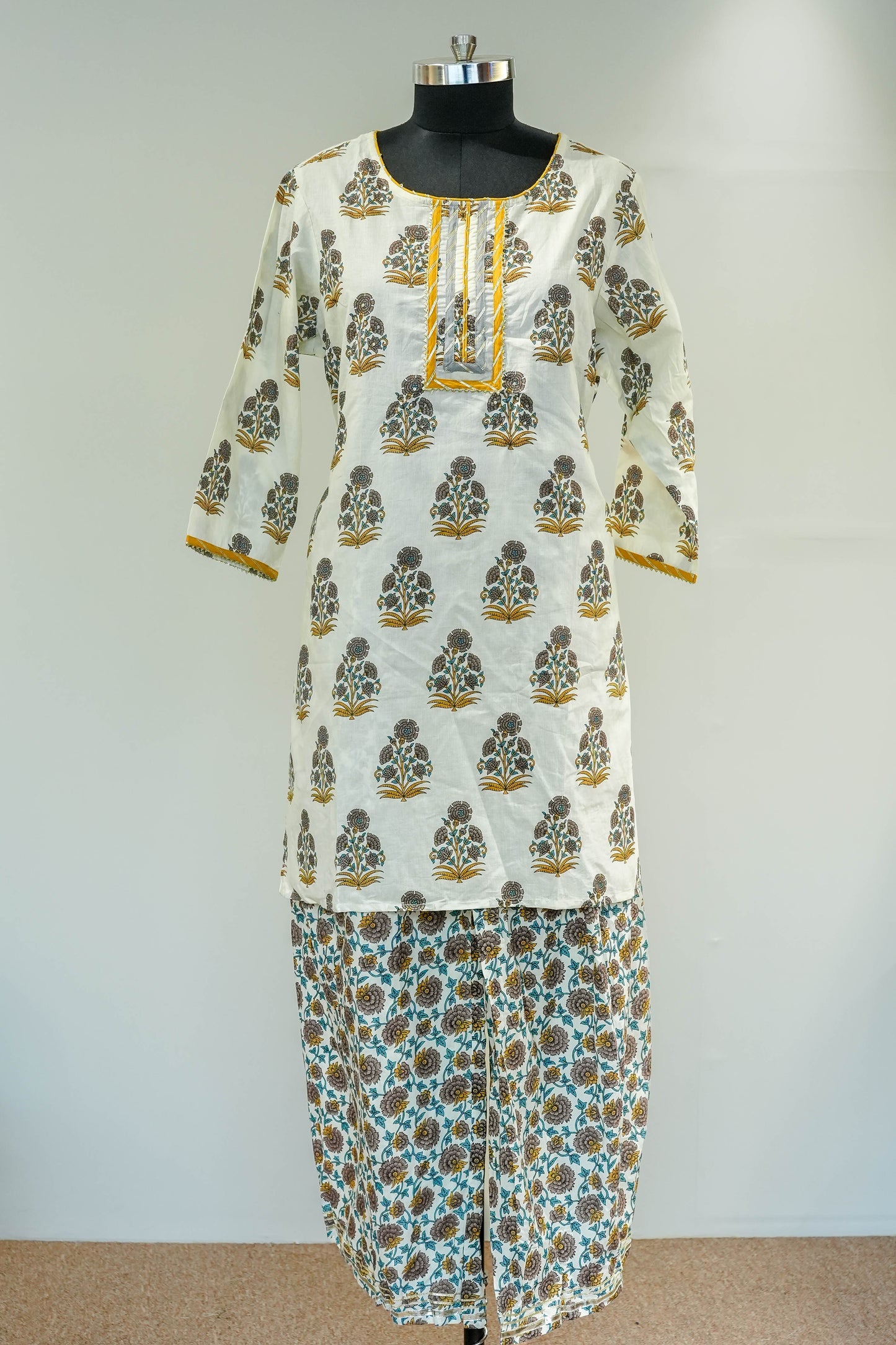 Kasha Floral Printed Suit Set