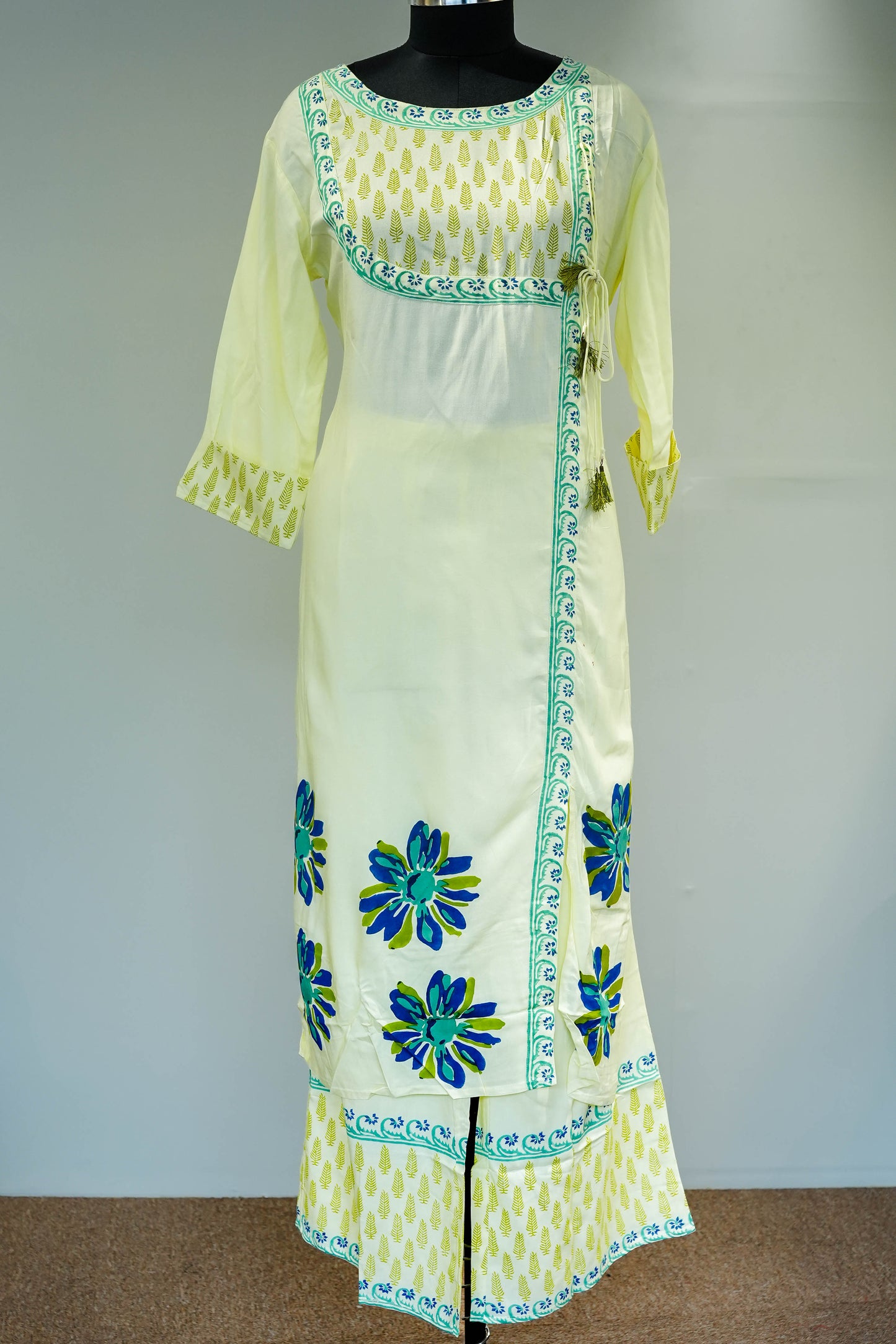 Kunti Floral Printed Co ord Set
