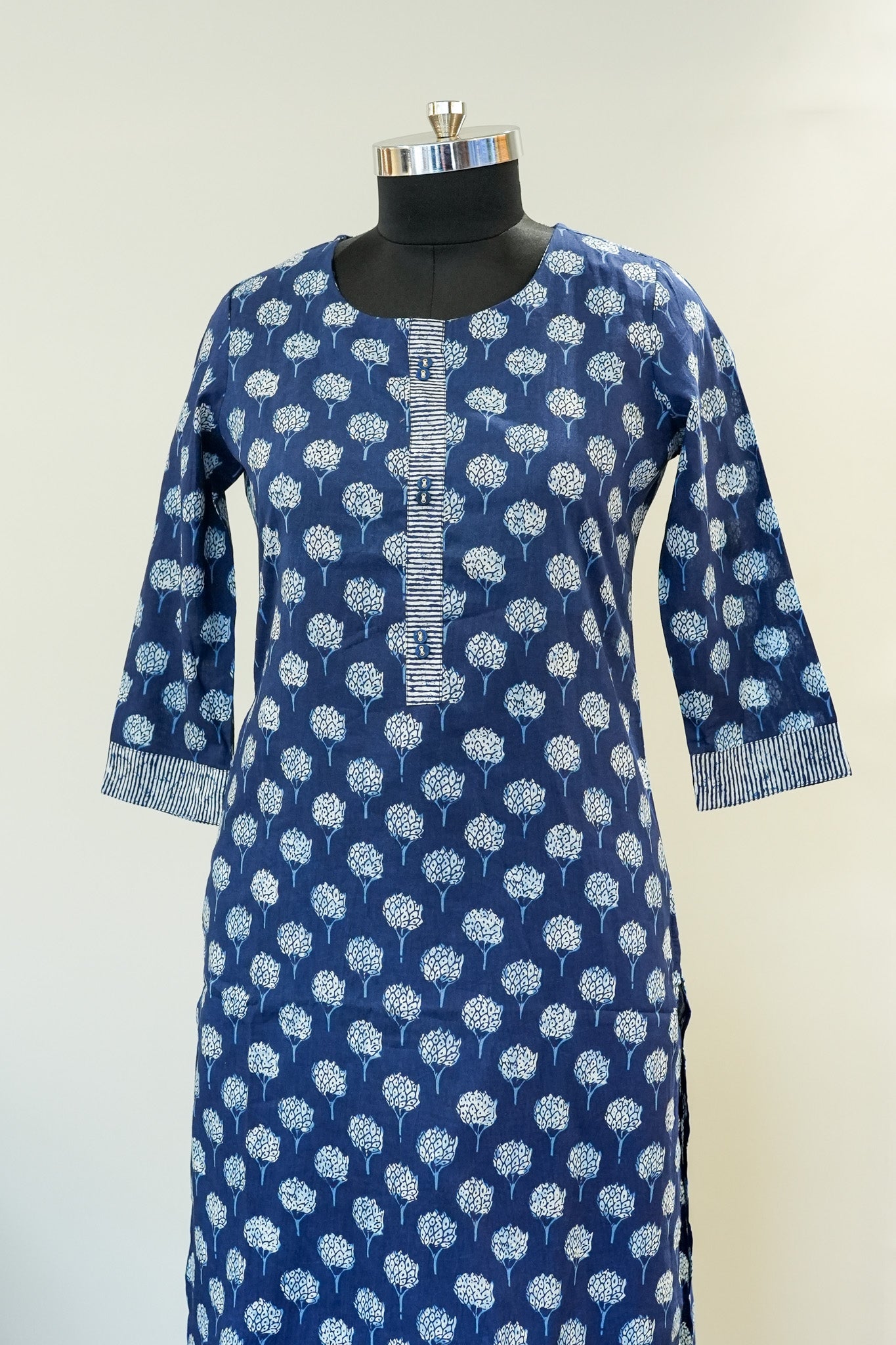 Malti Printed Suit Set