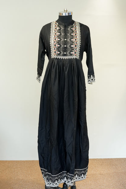 Rama Embroidered Kurta
