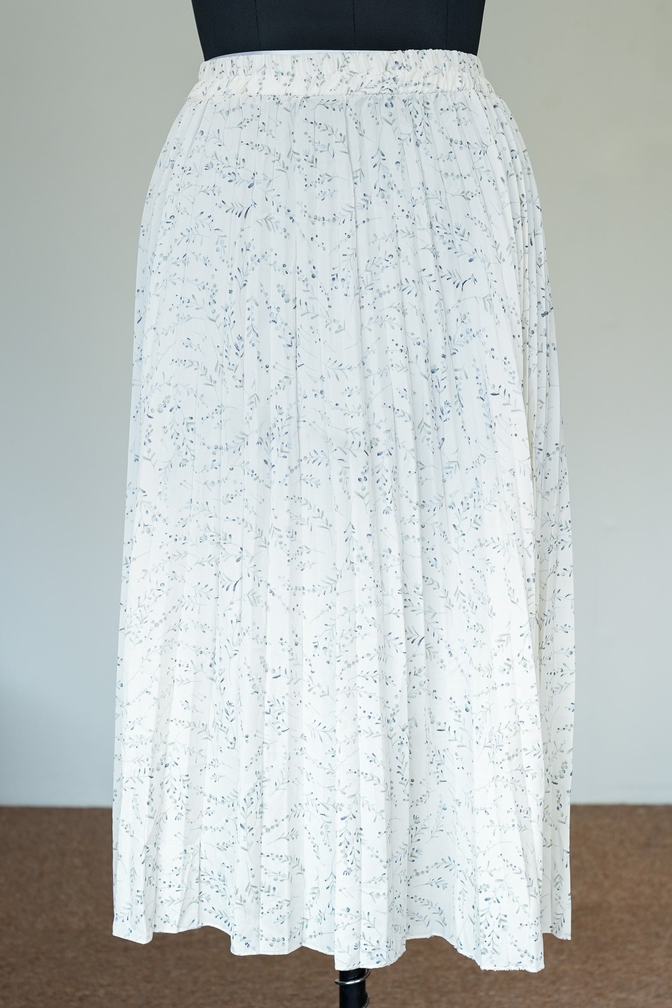 Printed Pleated Long Skirt