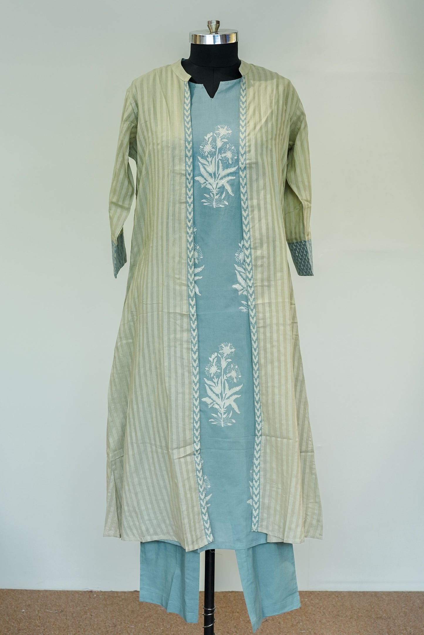Kamini Printed Cape Style Co ord Set