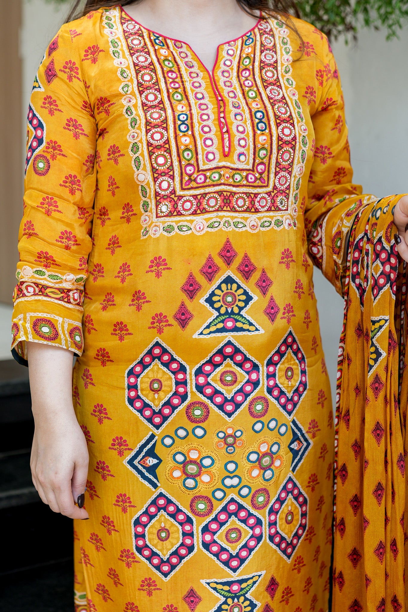 Ishwari Printed Suit Set