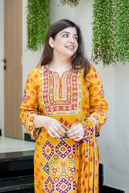 Ishwari Printed Suit Set