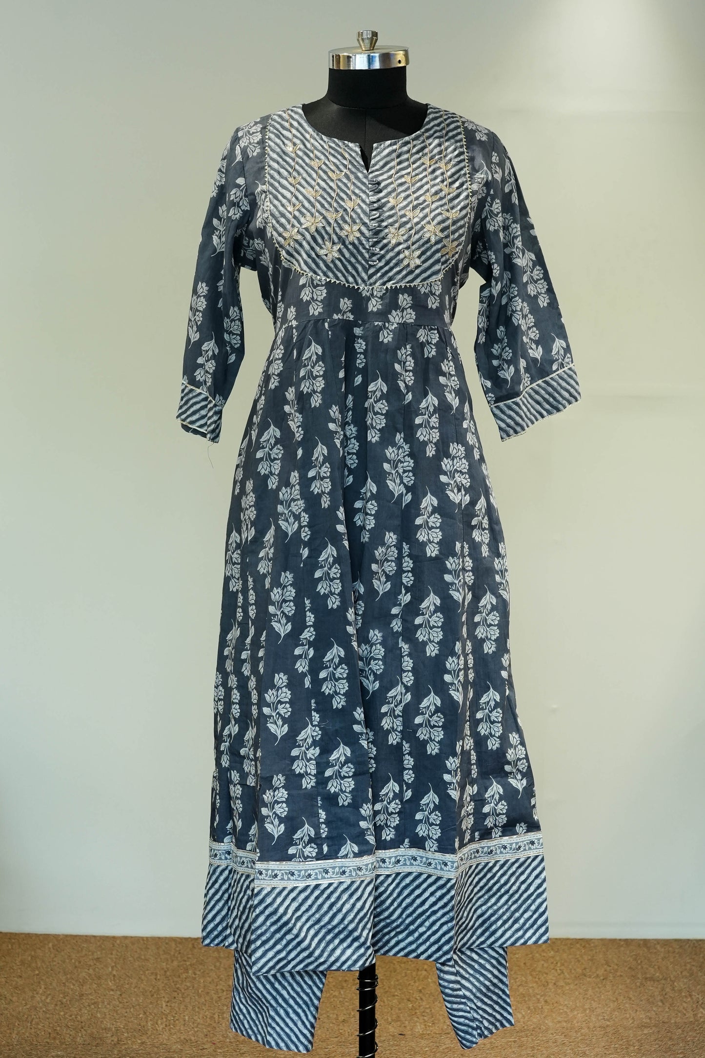 Sheetal Printed Suit Set