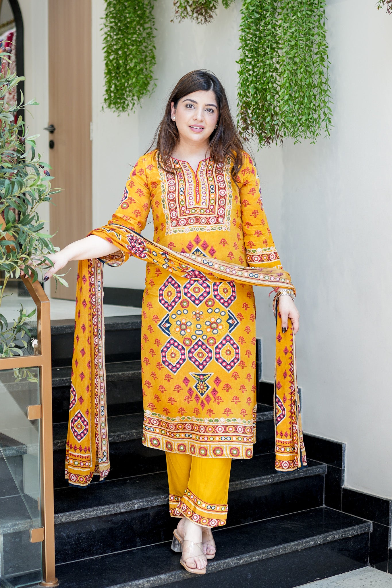 Ishwari Printed Suit Set