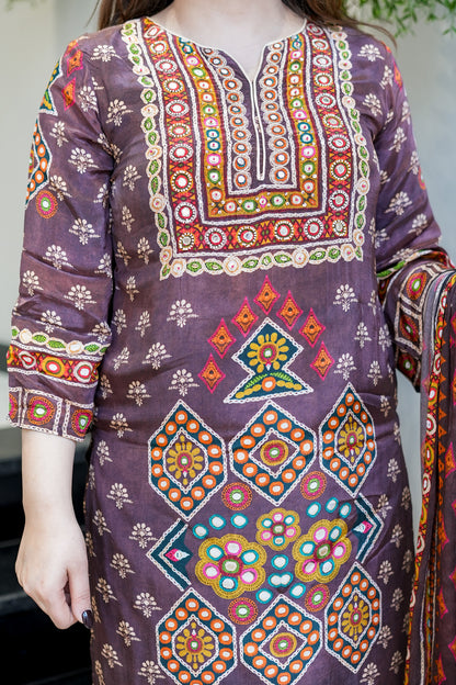 Ishwari Printed Suit Set