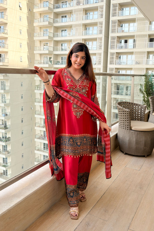 Simaya Printed & Embroidered Suit Set