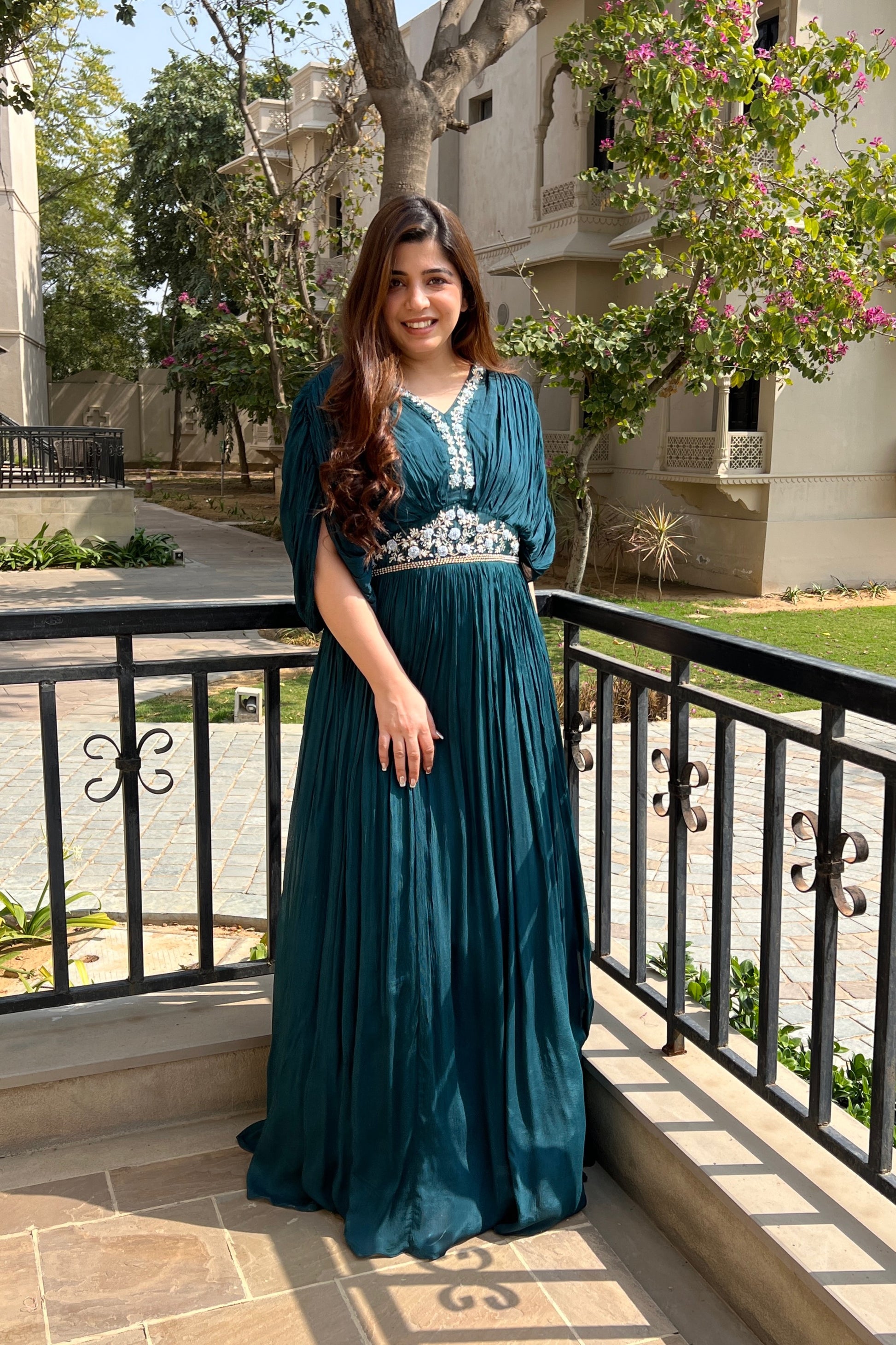 Zeerat Green Voluminous Maxi