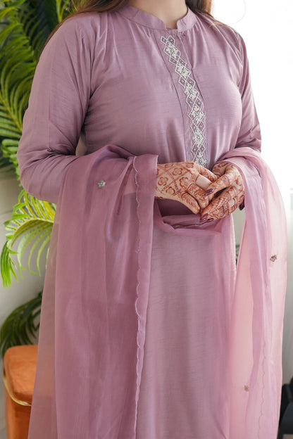 Sia Pink Kurta And Dupatta