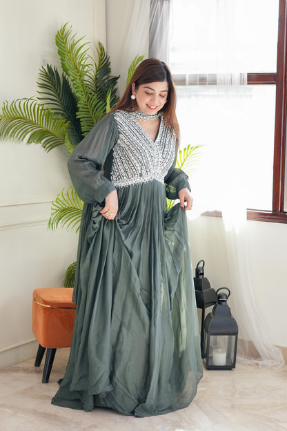 Keeya Green Voluminous Anarkali Suit