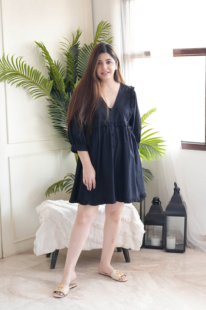 Neno Black Short Flared Dress