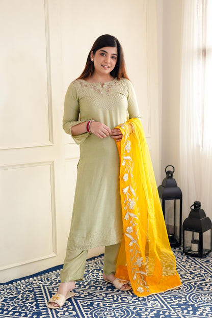 Keera Green Silk Suit With Contrast Dupatta