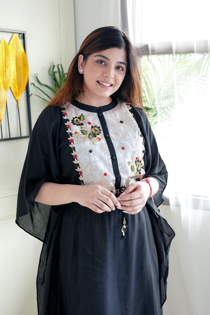 Simar Black Embroidered Kaftan Set